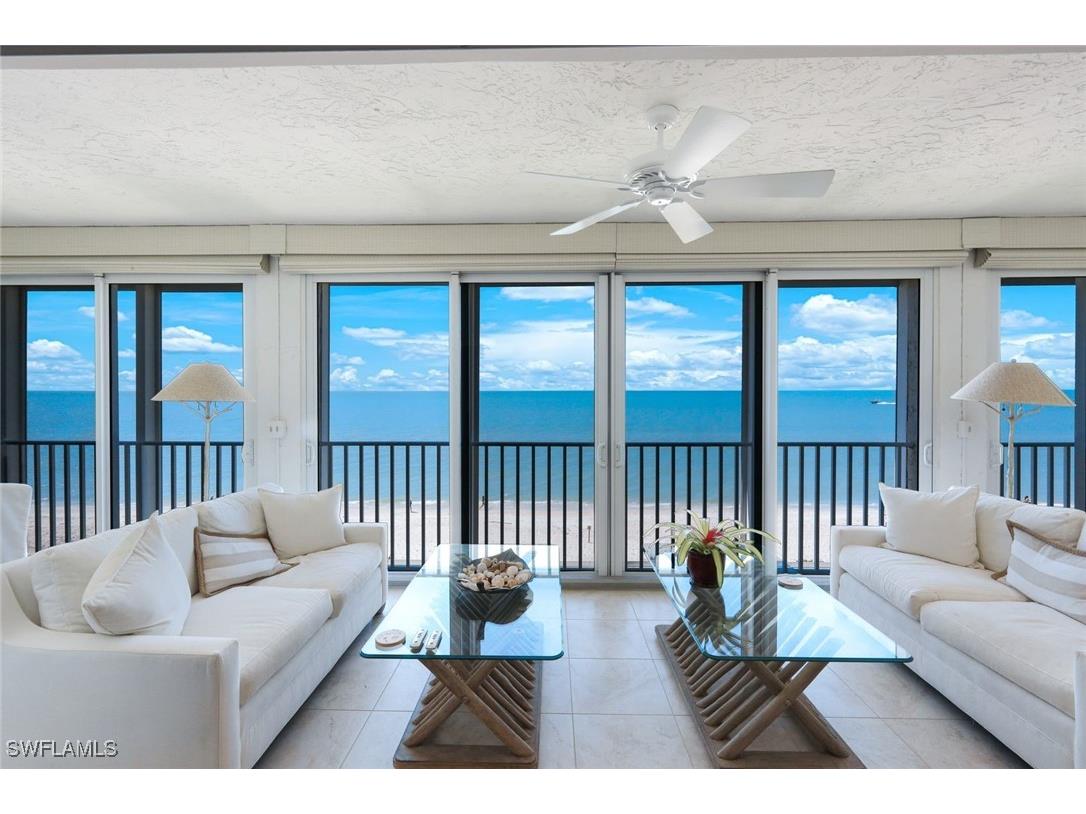 2901 Gulf Shore Boulevard W #402S Naples FL 34103 225027202 image1