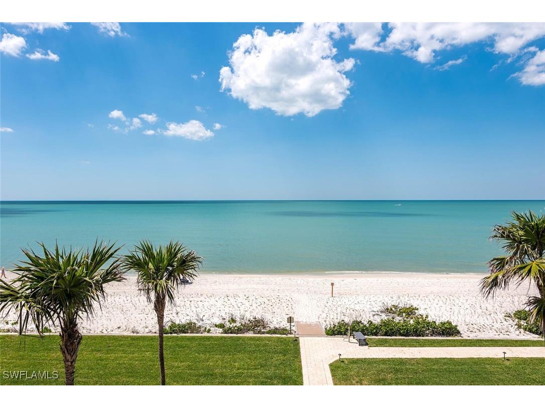 2901 Gulf Shore Boulevard N #302S Naples FL 34103 225025083 image1