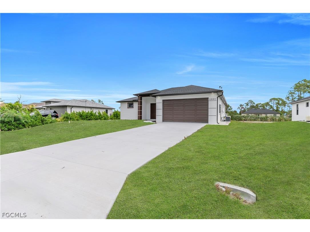 2901 Villa S Avenue Lehigh Acres FL 33976 2026004346 image2