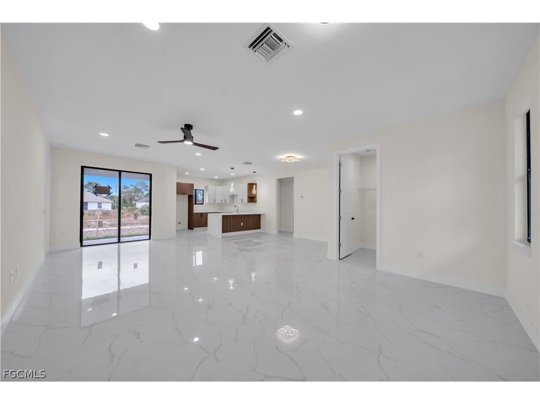 2901 Villa S Avenue Lehigh Acres FL 33976 2026004346 image4