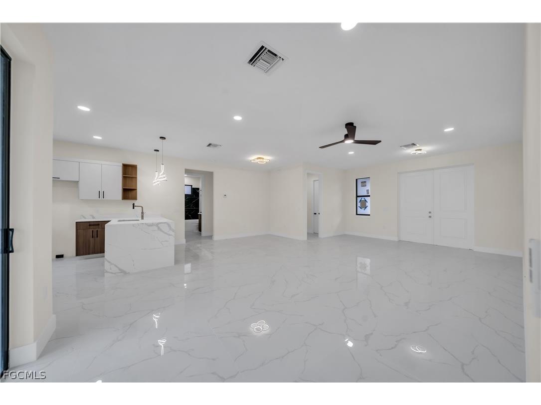 2901 Villa S Avenue Lehigh Acres FL 33976 2026004346 image8