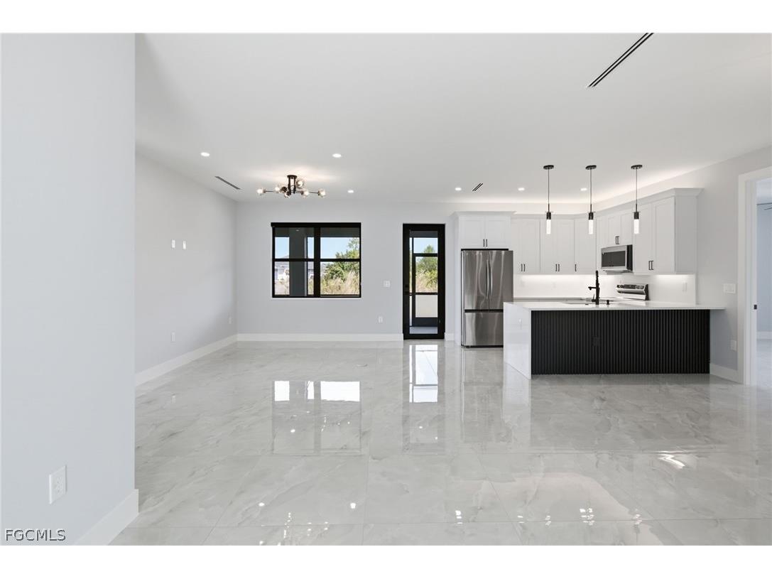 2902 21st Street W Lehigh Acres FL 33971 2026010854 image5