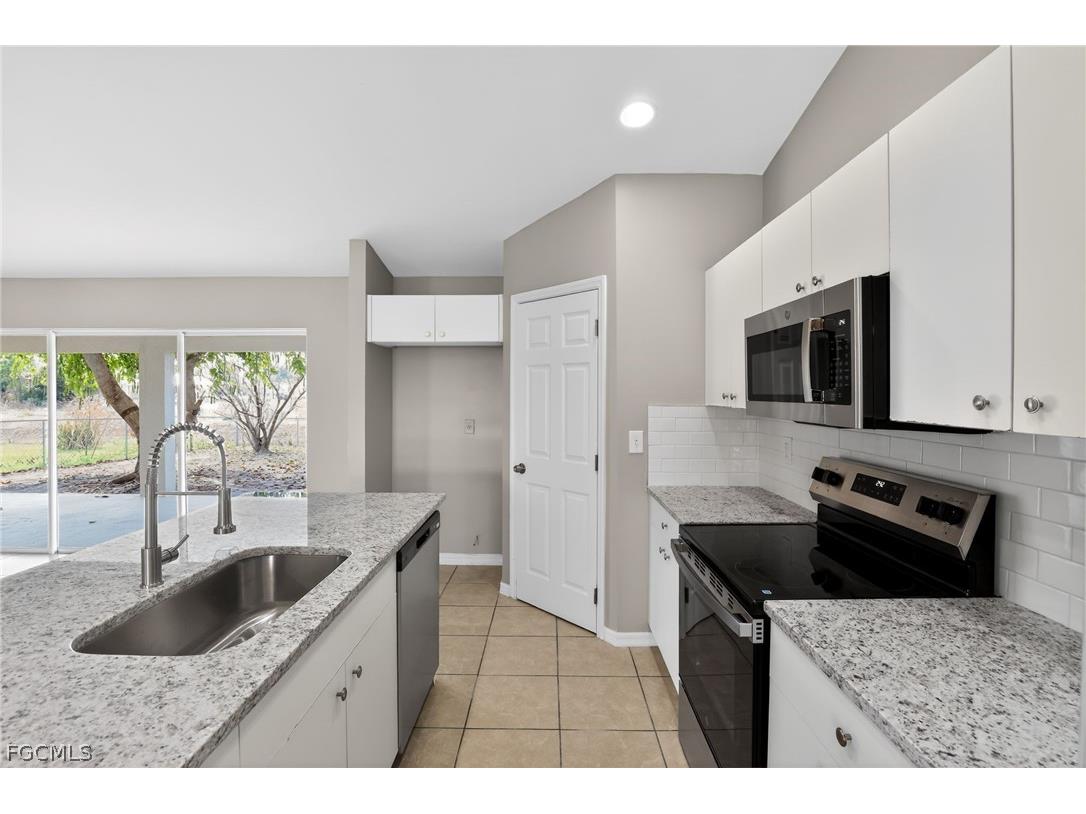 2902 Alan Avenue S Lehigh Acres FL 33976 2026009153 image20