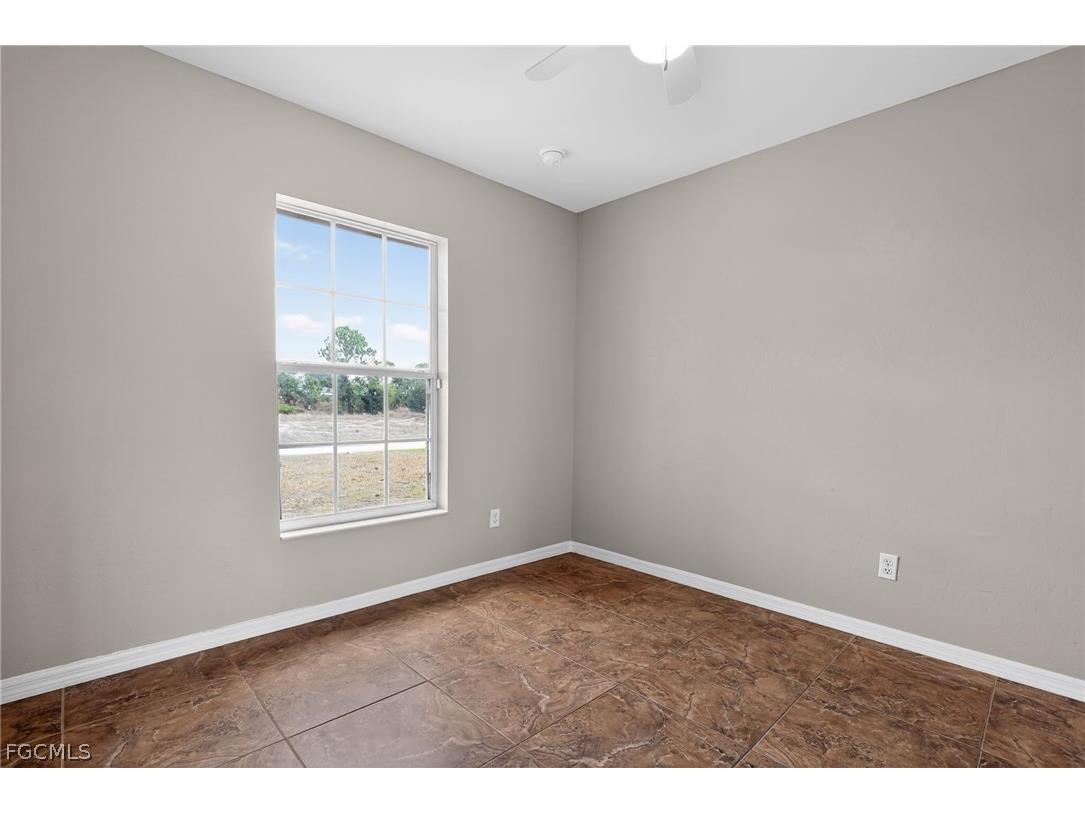 2902 Alan Avenue S Lehigh Acres FL 33976 2026009153 image29