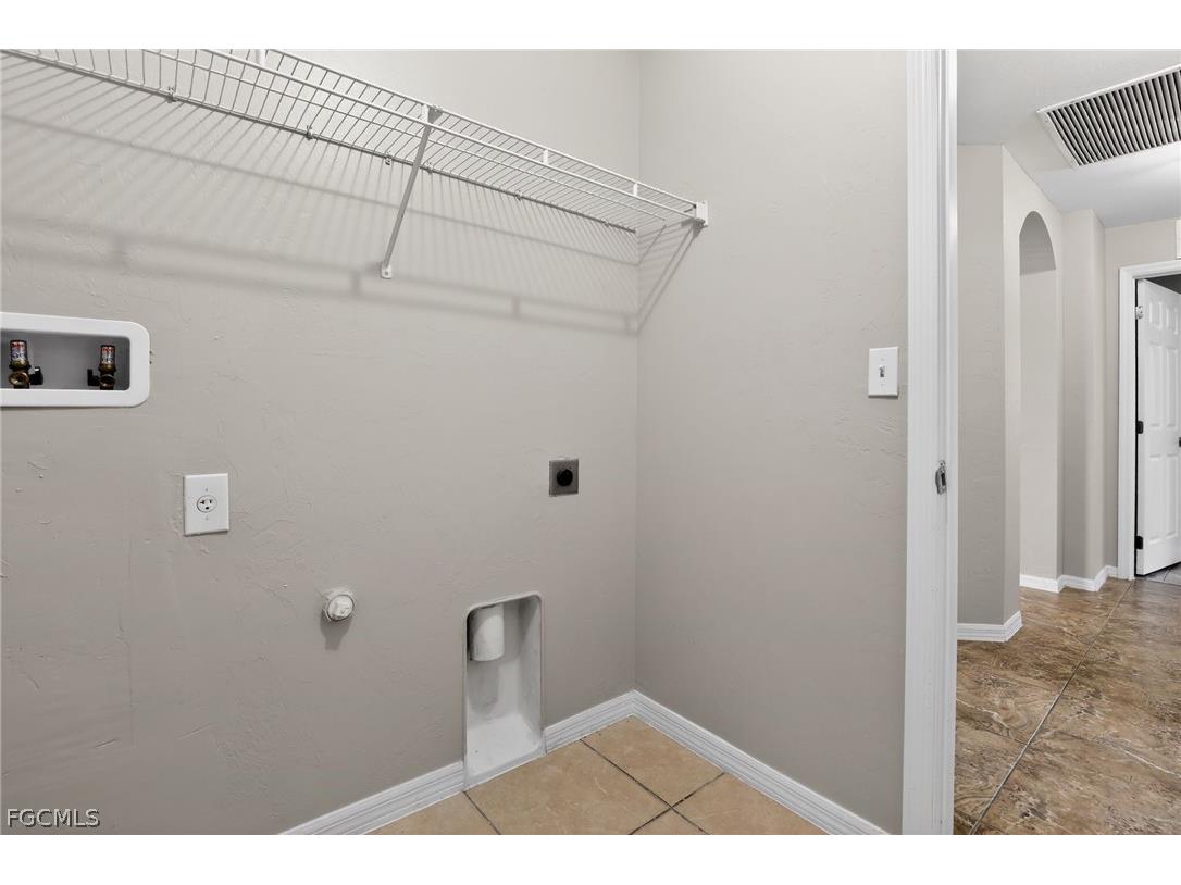 2902 Alan Avenue S Lehigh Acres FL 33976 2026009153 image40