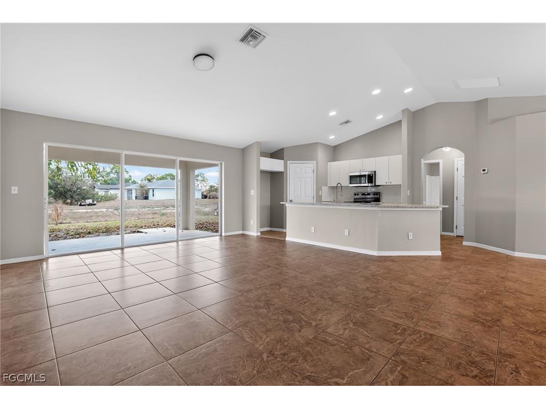 2902 Alan Avenue S Lehigh Acres FL 33976 2026009153 image7