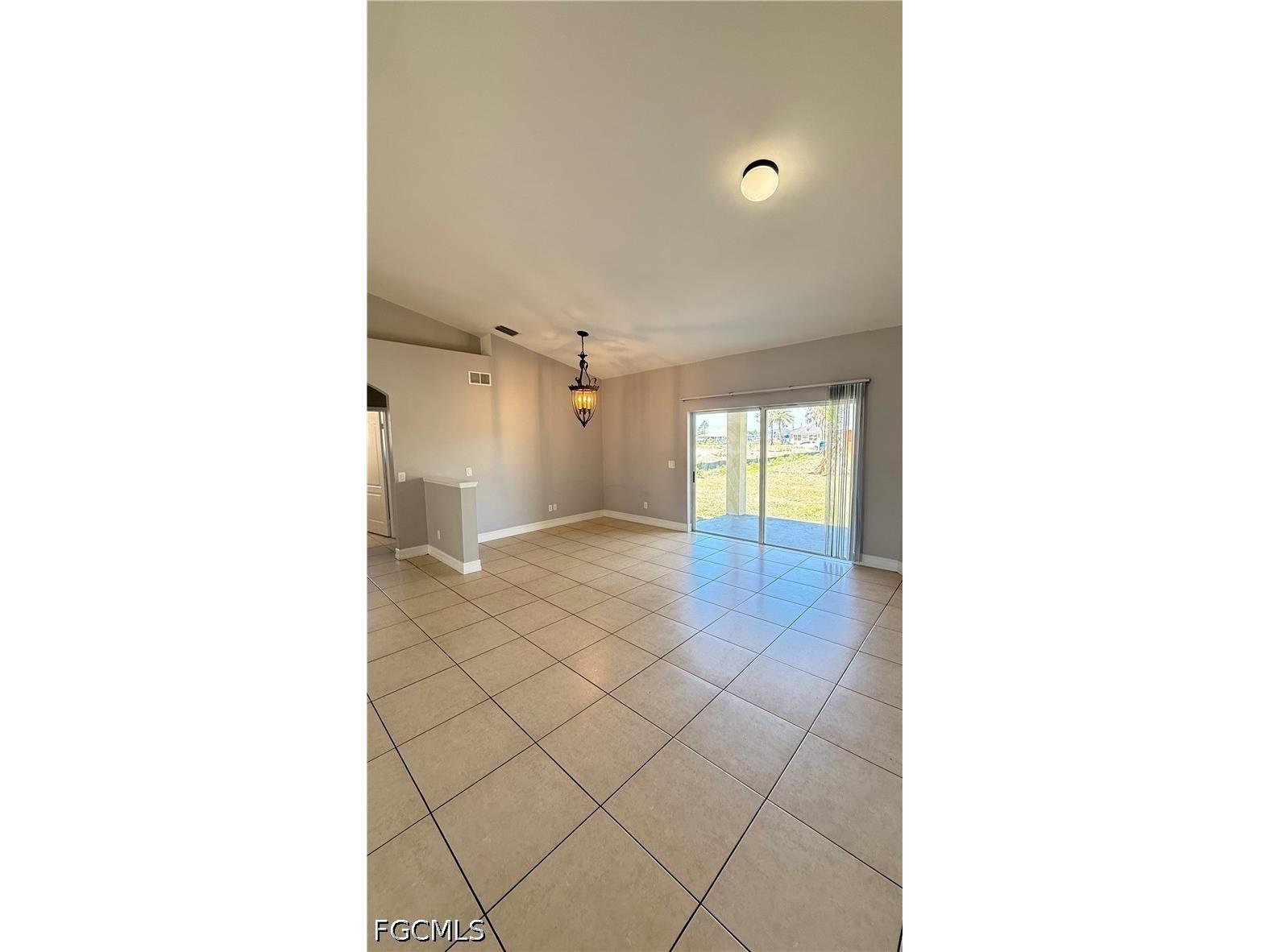 2902 Colin Avenue S Lehigh Acres FL 33976 2026009423 image8