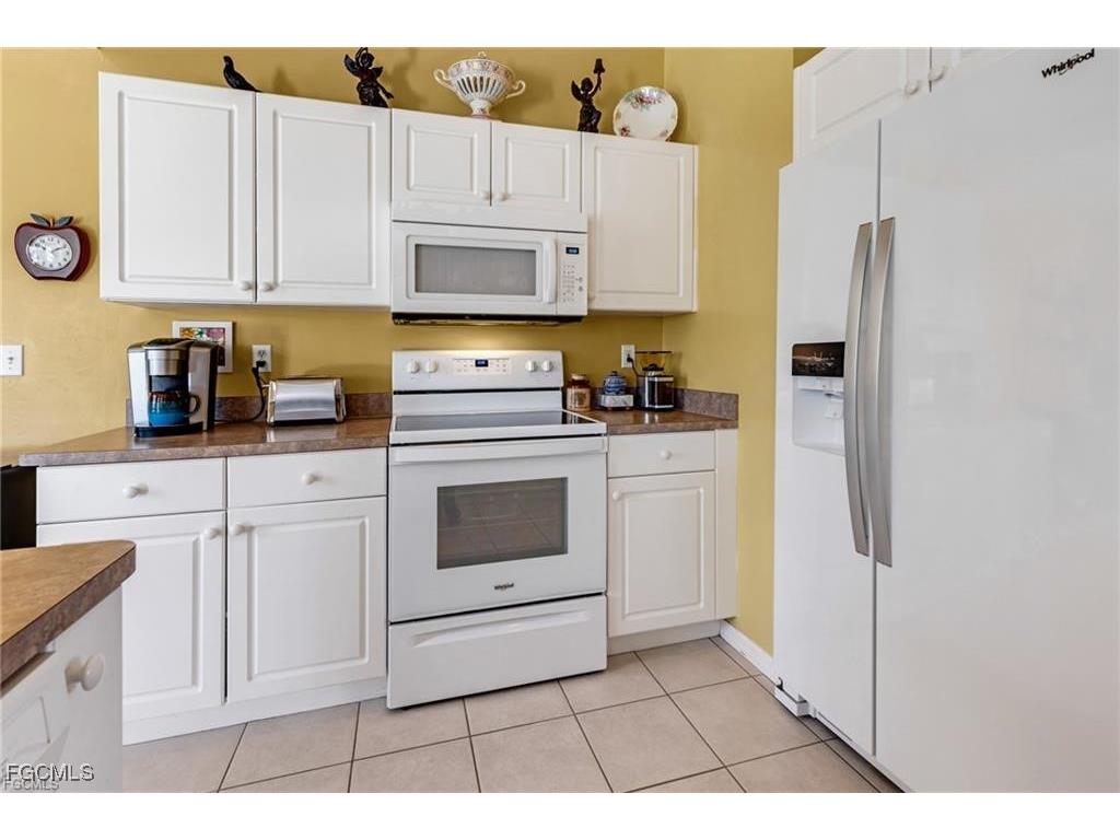 2902 Surfside Boulevard Cape Coral FL 33914 2025018416 image12