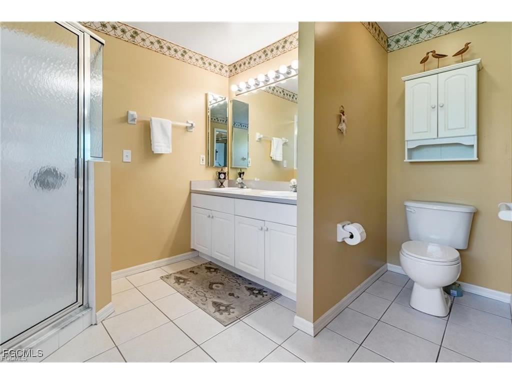 2902 Surfside Boulevard Cape Coral FL 33914 2025018416 image19