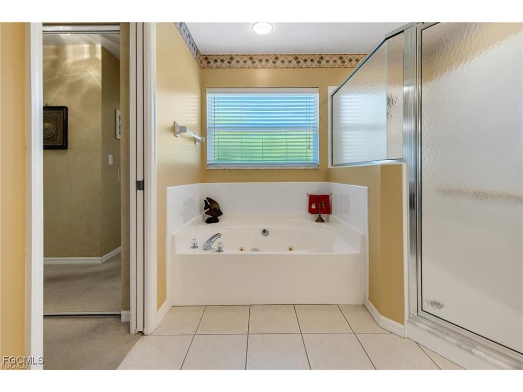 2902 Surfside Boulevard Cape Coral FL 33914 2025018416 image20