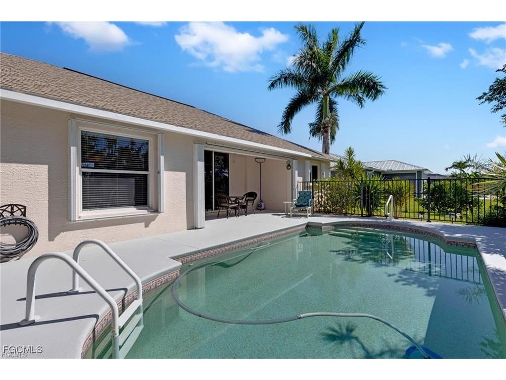 2902 Surfside Boulevard Cape Coral FL 33914 2025018416 image28