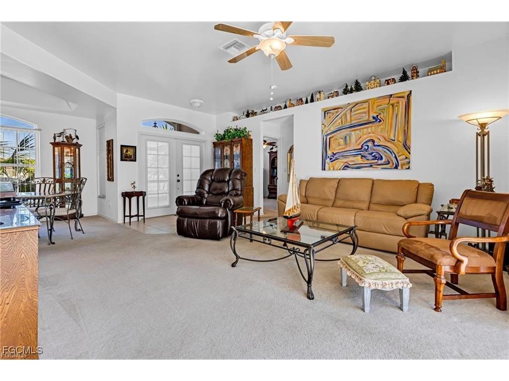 2902 Surfside Boulevard Cape Coral FL 33914 2025018416 image7