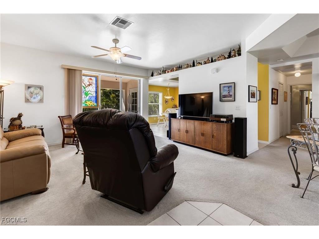 2902 Surfside Boulevard Cape Coral FL 33914 2025018416 image9