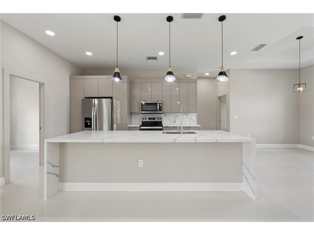 2903 37th Street W Lehigh Acres FL 33971 226025121 image5