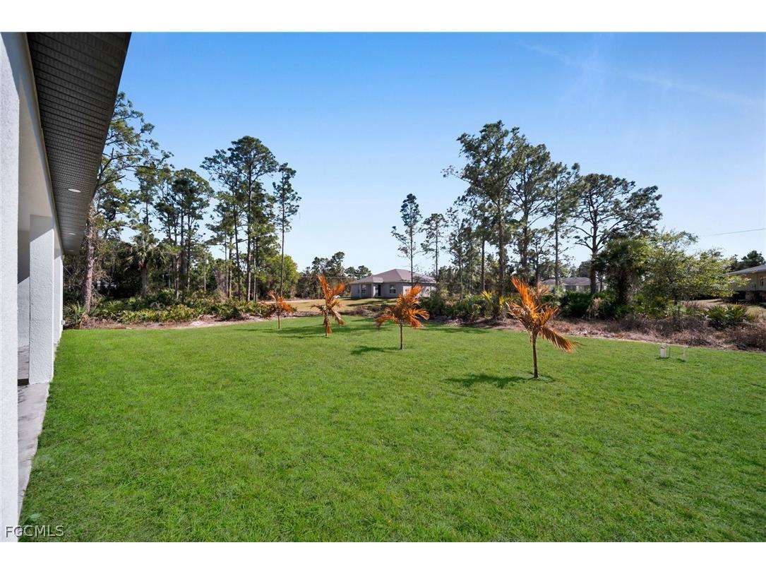 2903 49th Street W Lehigh Acres FL 33971 2026008598 image32
