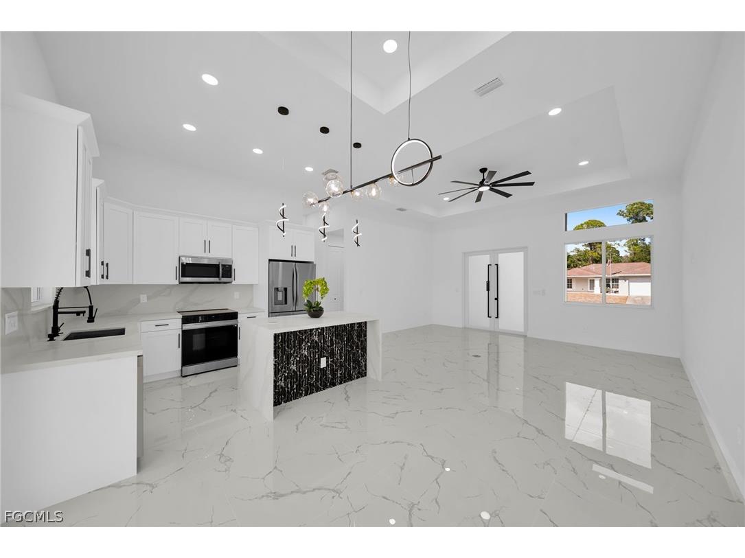2903 49th Street W Lehigh Acres FL 33971 2026008598 image7