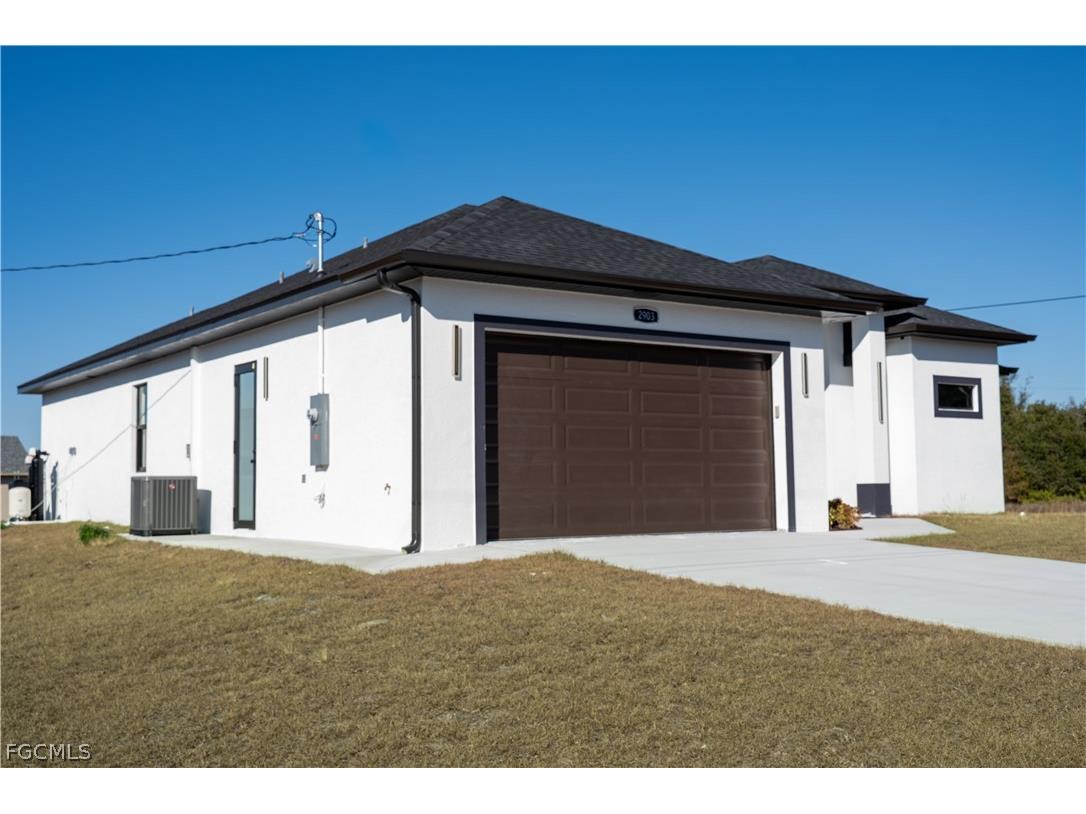 2903 E 17th Street Lehigh Acres FL 33972 2026006265 image2