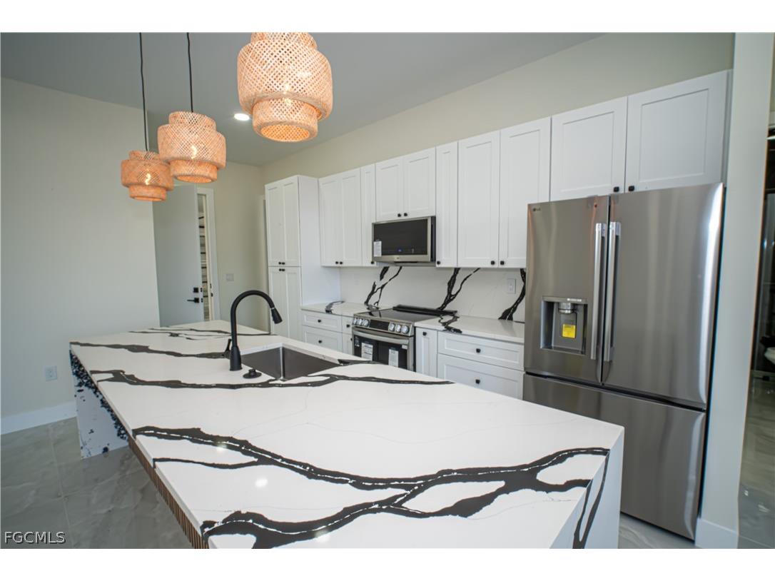 2903 E 17th Street Lehigh Acres FL 33972 2026006265 image8