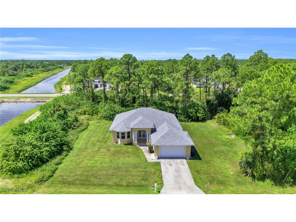 2903 Gene Avenue N Lehigh Acres FL 33971 224077536 image1