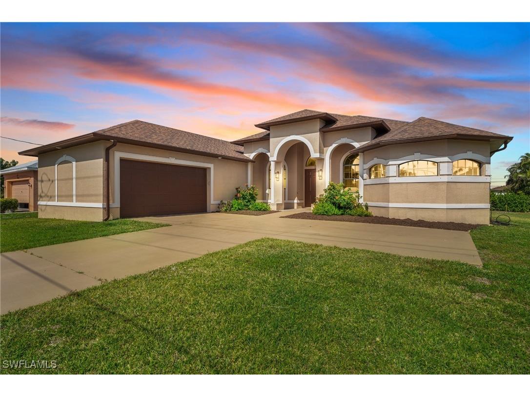 2903 Gleason Parkway Cape Coral FL 33914 225015859 image1