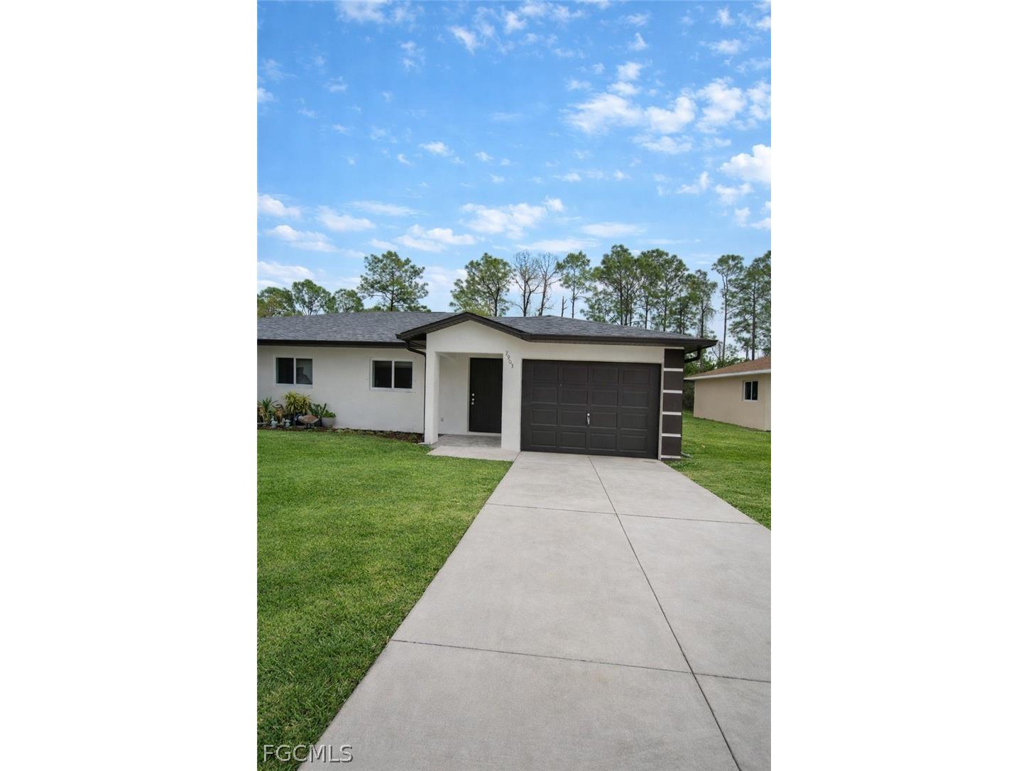 2903 Hightower Avenue S Lehigh Acres FL 33973 2026013429 image2