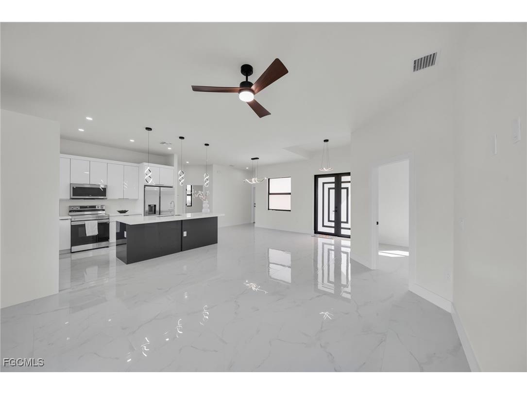 2903 NW 3rd Street Cape Coral FL 33993 2025016226 image16