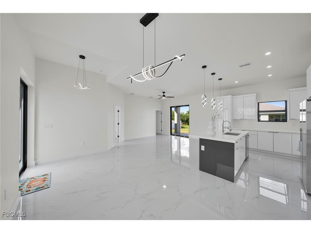 2903 NW 3rd Street Cape Coral FL 33993 2025016226 image17