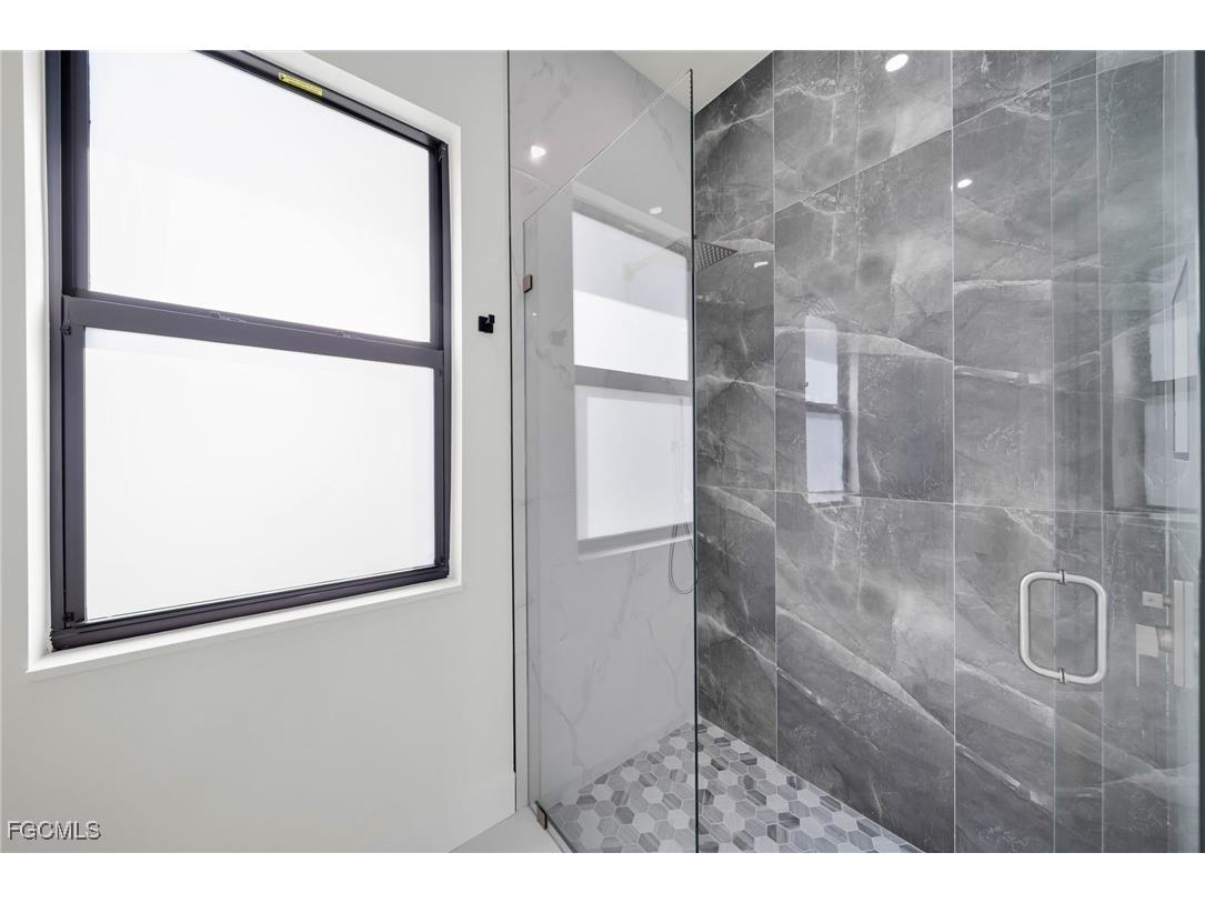 2903 NW 3rd Street Cape Coral FL 33993 2025016226 image24