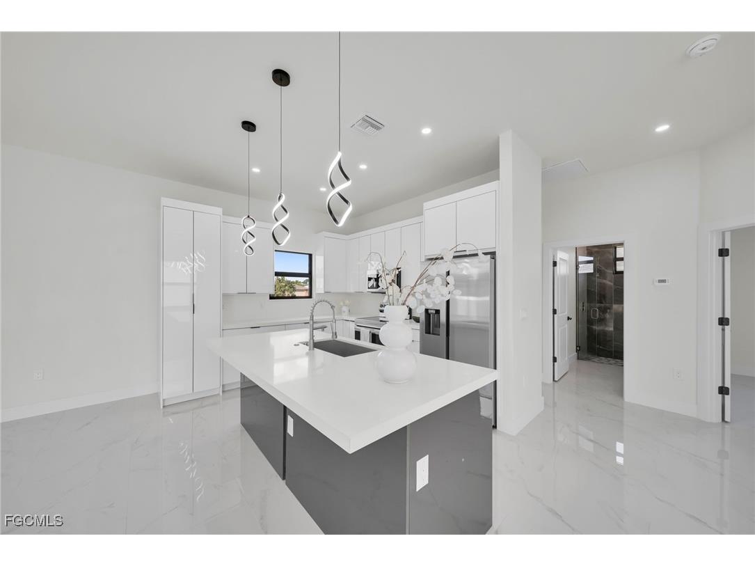 2903 NW 3rd Street Cape Coral FL 33993 2025016226 image25