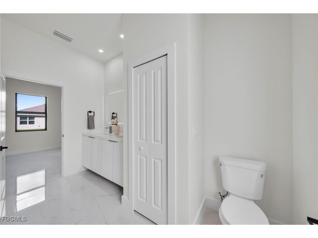 2903 NW 3rd Street Cape Coral FL 33993 2025016226 image29