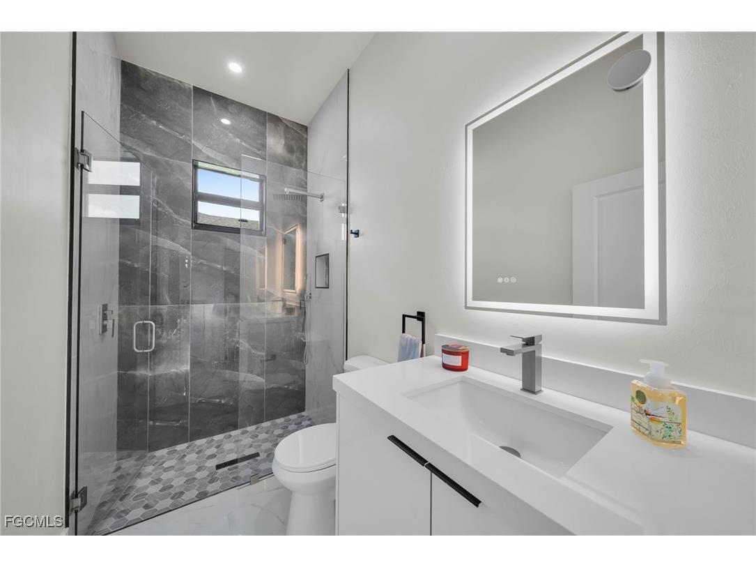 2903 NW 3rd Street Cape Coral FL 33993 2025016226 image41