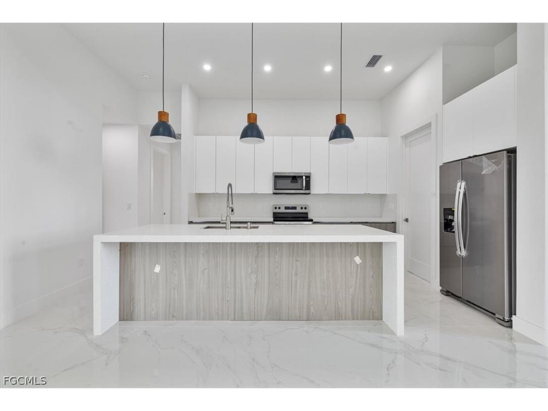 2903 NW 6th Terrace Cape Coral FL 33993 2026008935 image12