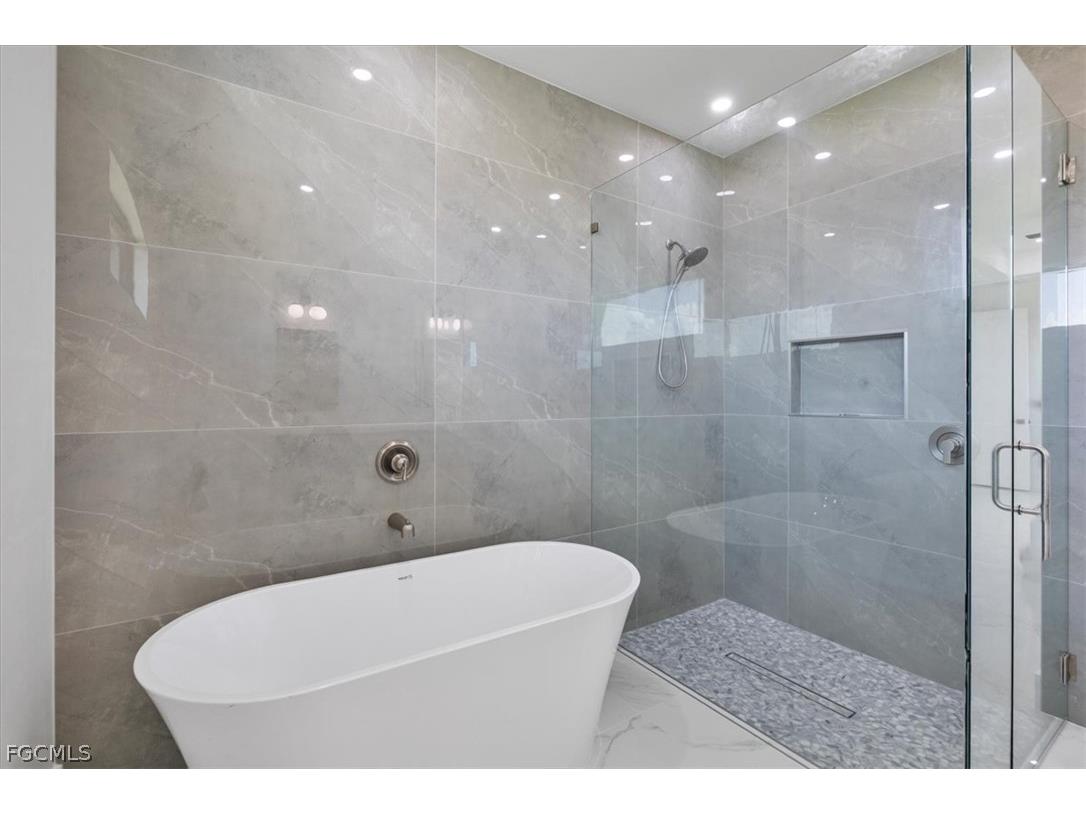 2903 NW 6th Terrace Cape Coral FL 33993 2026008935 image19
