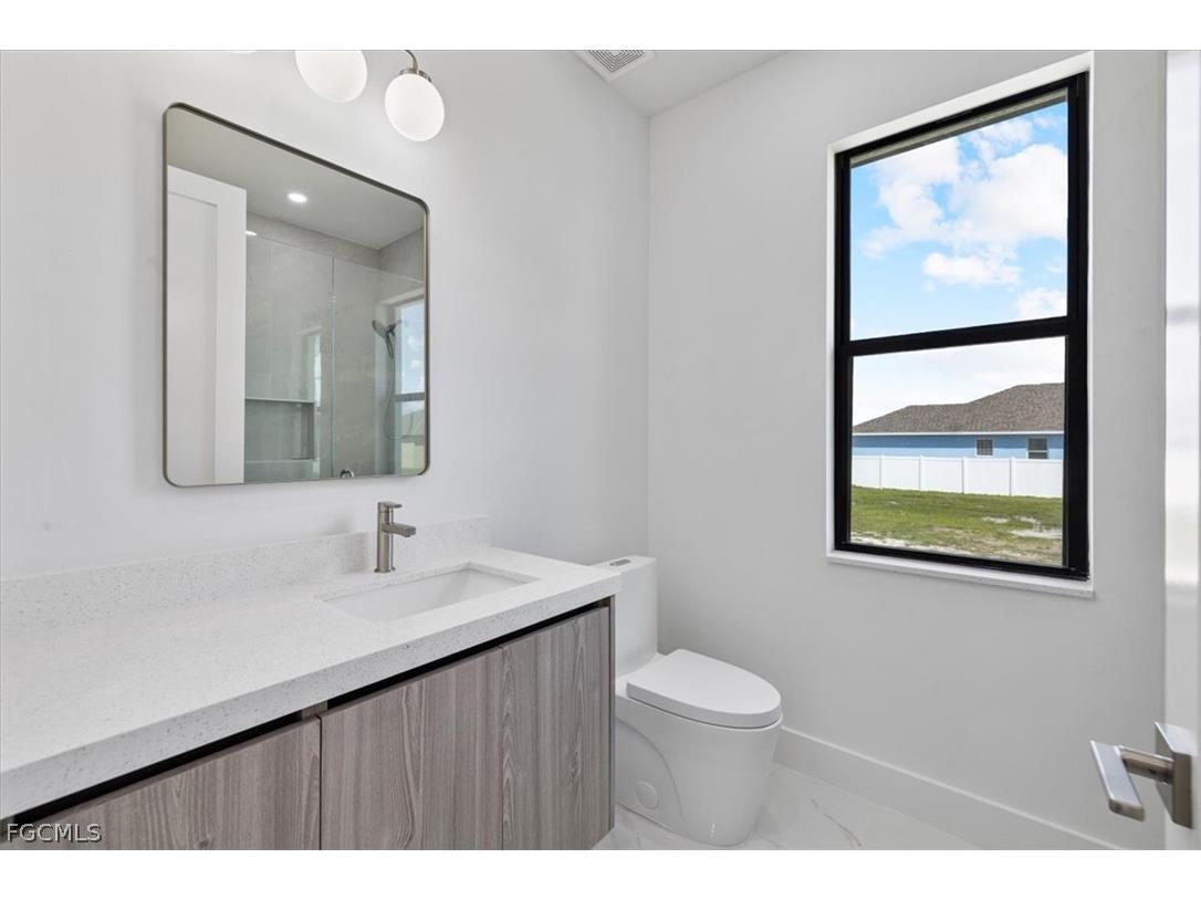 2903 NW 6th Terrace Cape Coral FL 33993 2026008935 image25