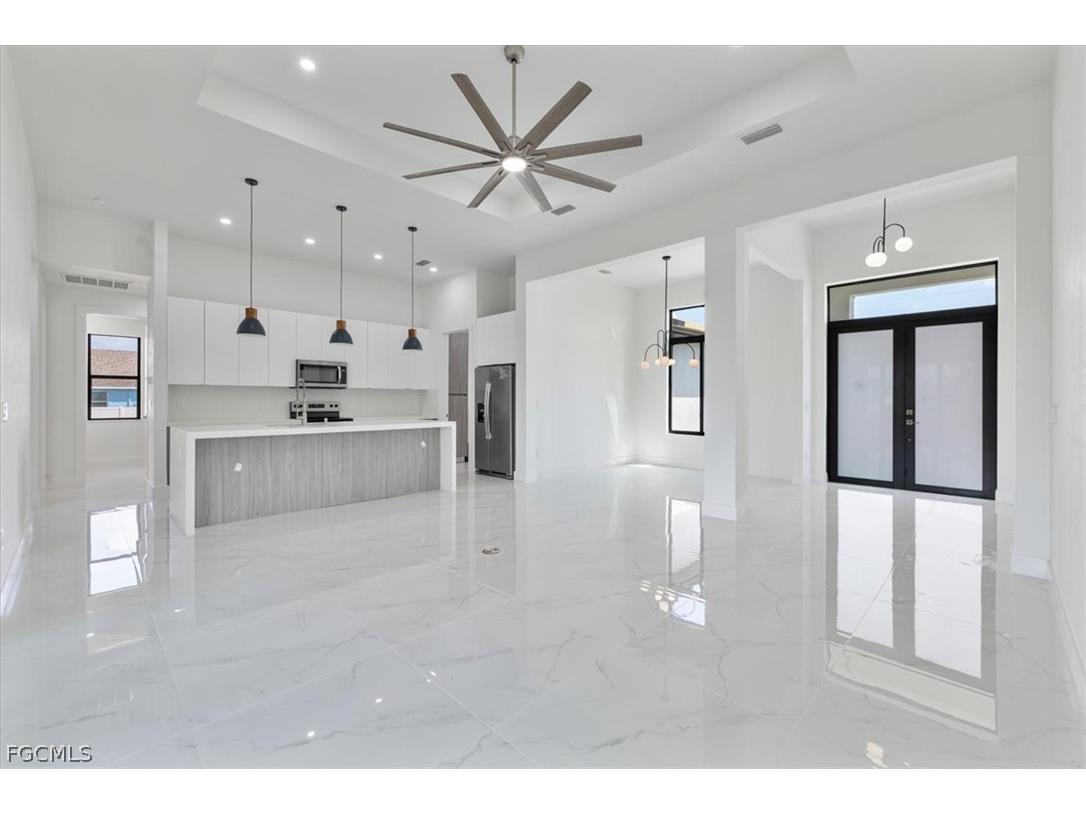 2903 NW 6th Terrace Cape Coral FL 33993 2026008935 image5