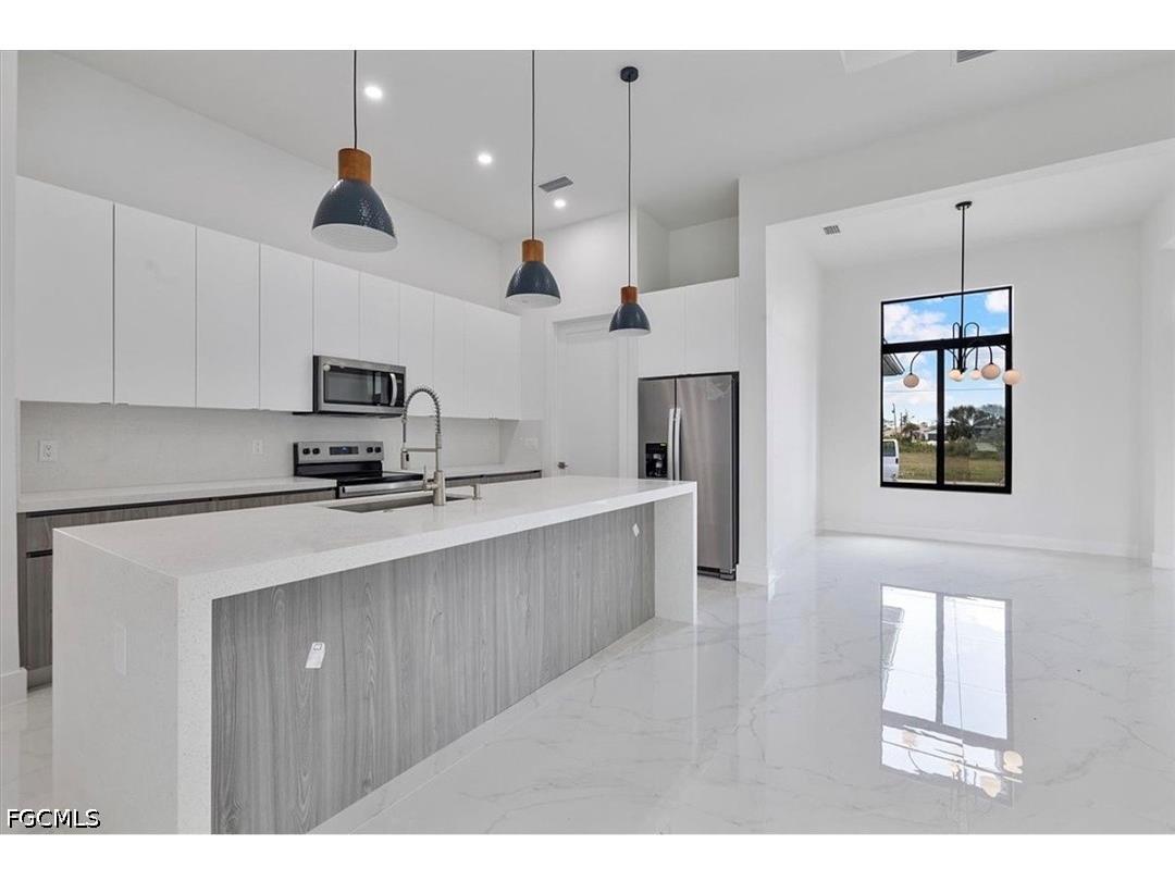 2903 NW 6th Terrace Cape Coral FL 33993 2026025631 image14