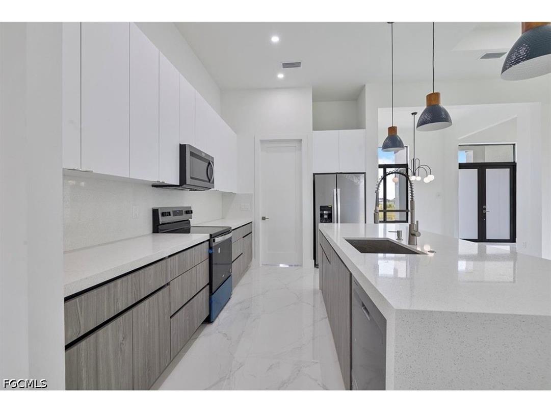 2903 NW 6th Terrace Cape Coral FL 33993 2026025631 image15