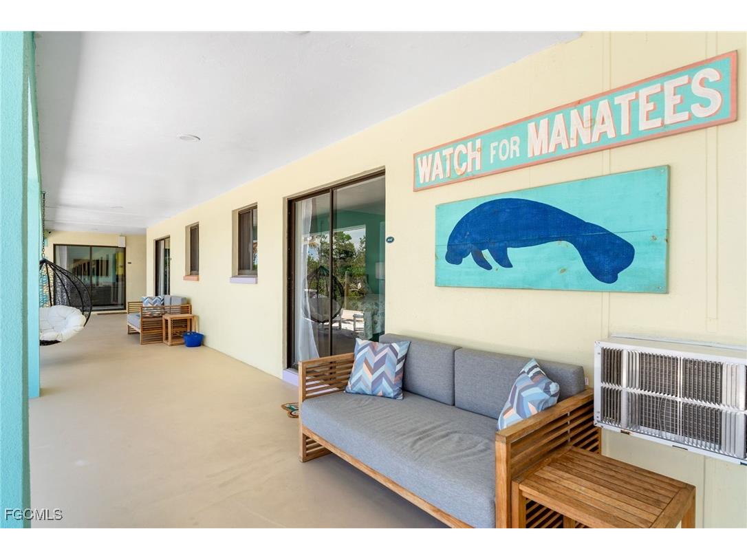 2904-2938 Sanibel Boulevard #1-20 Saint James City FL 33956 2025011075 image13