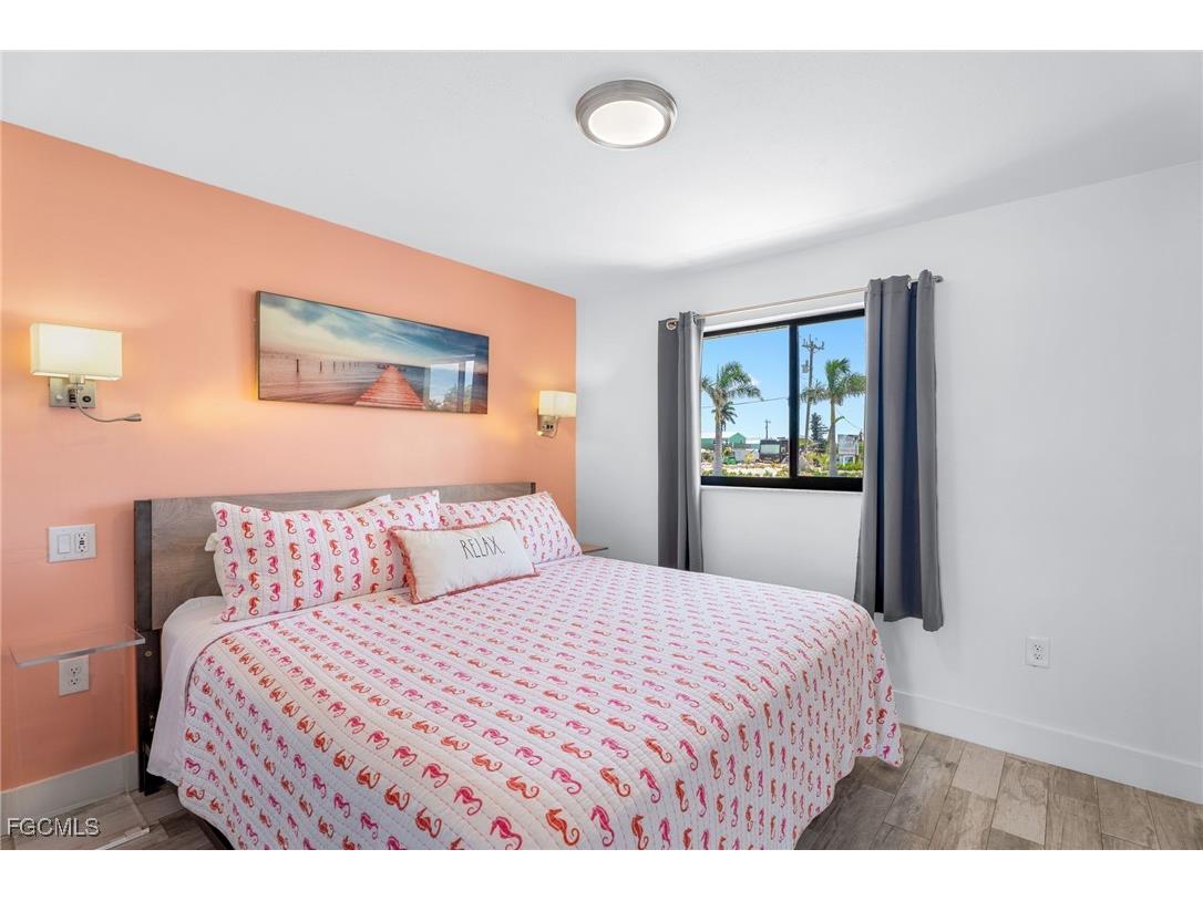 2904-2938 Sanibel Boulevard #1-20 Saint James City FL 33956 2025011075 image22