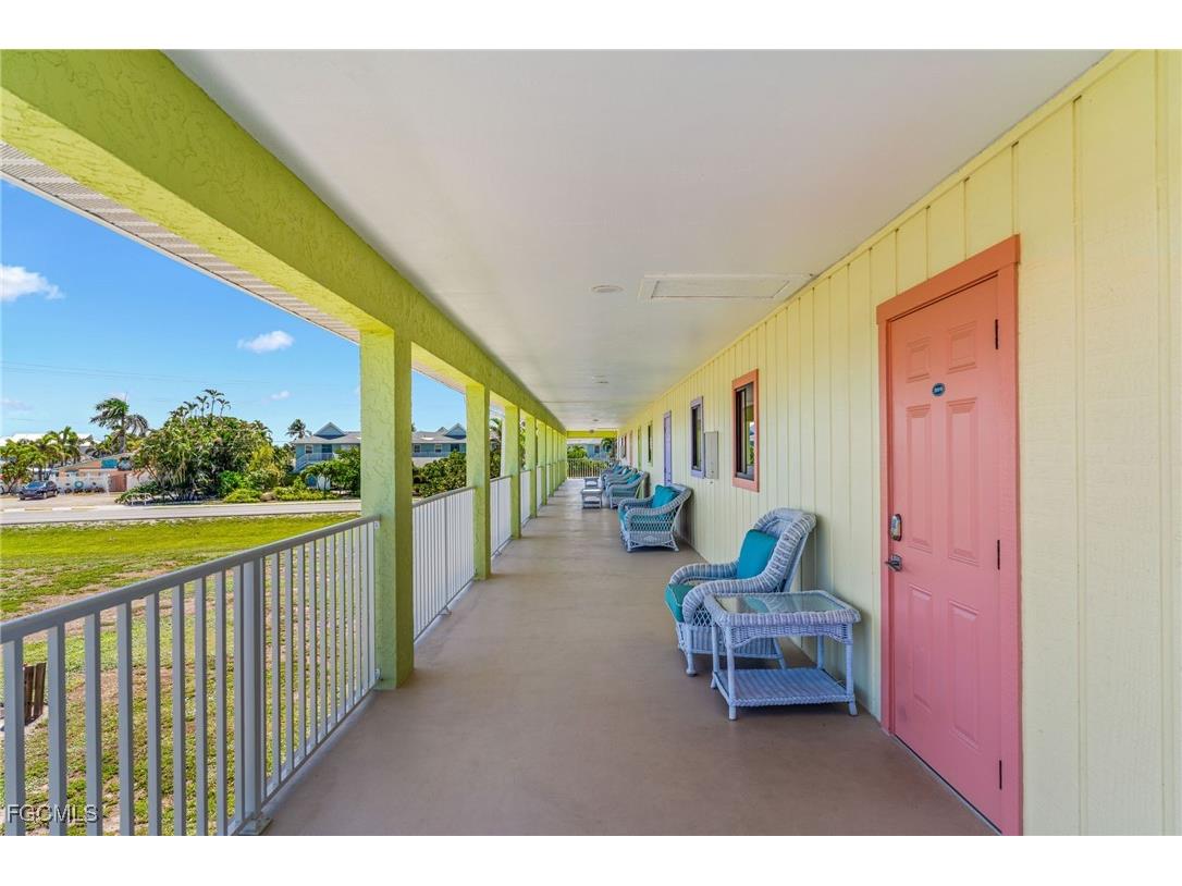 2904-2938 Sanibel Boulevard #1-20 Saint James City FL 33956 2025011075 image25