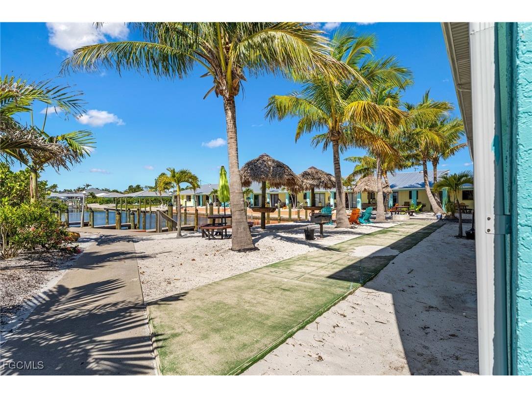 2904-2938 Sanibel Boulevard #1-20 Saint James City FL 33956 2025011075 image26