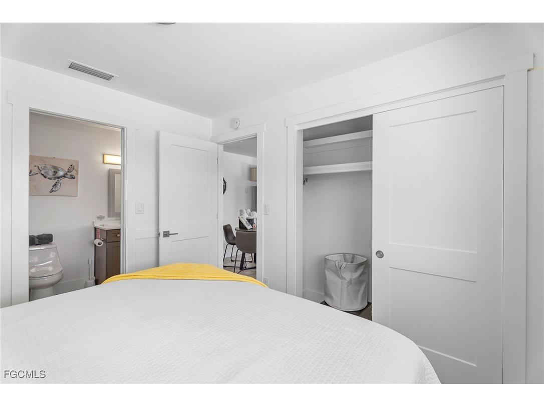 2904-2938 Sanibel Boulevard #1-20 Saint James City FL 33956 2025011075 image34