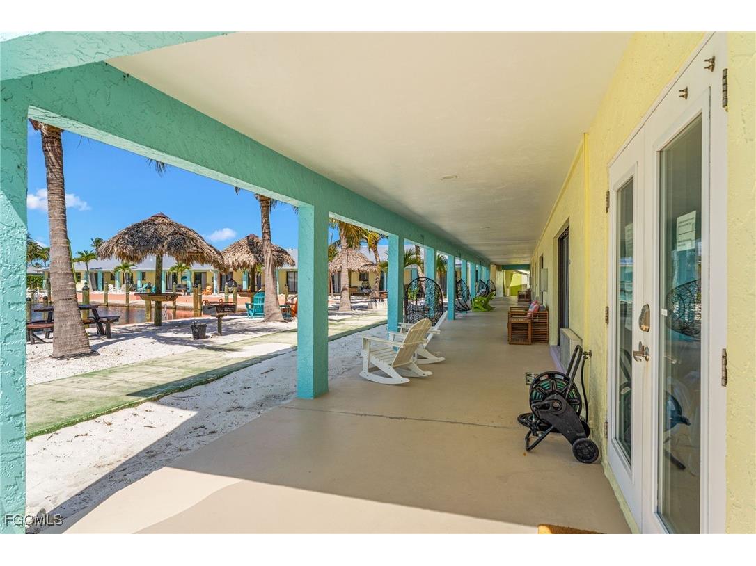 2904-2938 Sanibel Boulevard #1-20 Saint James City FL 33956 2025011075 image7