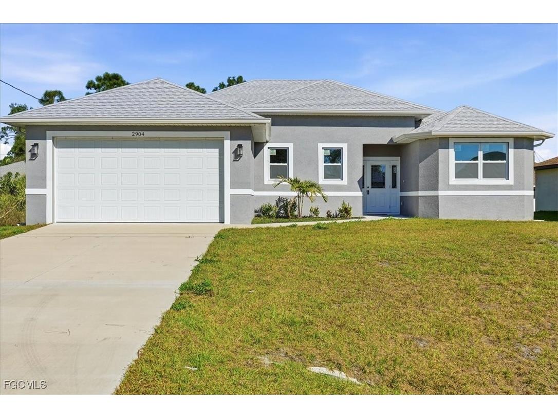 2904 6th Street W Lehigh Acres FL 33971 2026002383 image1