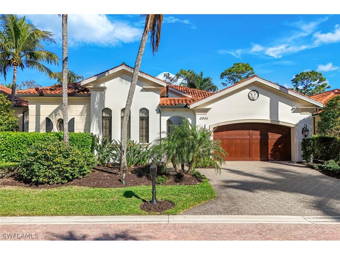 2904 Tiburon Boulevard E Naples FL 34109 226006372 image1
