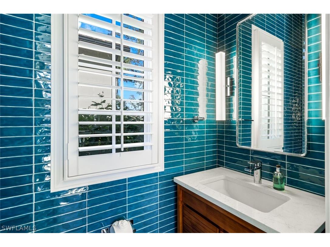 2904 Tiburon Boulevard E Naples FL 34109 226006372 image30