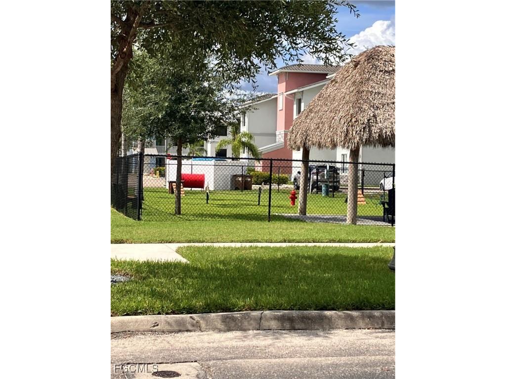 2904 Tuscan Drive #303 Cape Coral FL 33909 2025009668 image3
