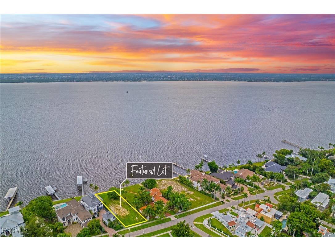 2904 Valencia Way Fort Myers FL 33901 2025004009 image1