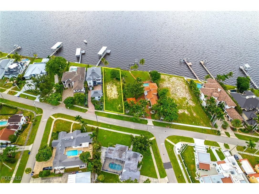 2904 Valencia Way Fort Myers FL 33901 2025004009 image10