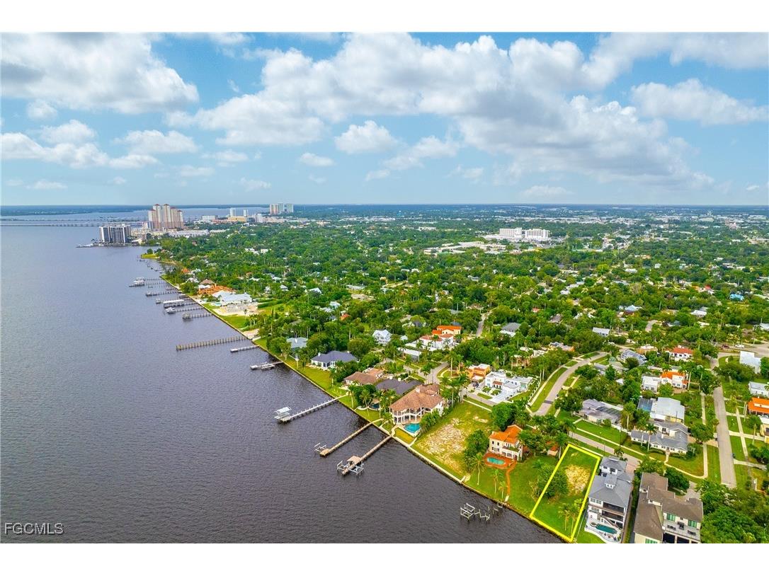 2904 Valencia Way Fort Myers FL 33901 2025004009 image13